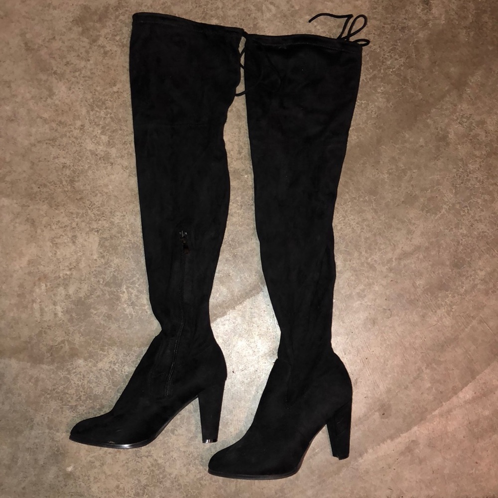 Over the knee suede boots!!